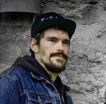 cropped-Photo-Lo-Cinc-Jaus.jpg